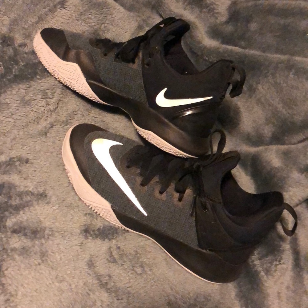 Nike zoom shoes